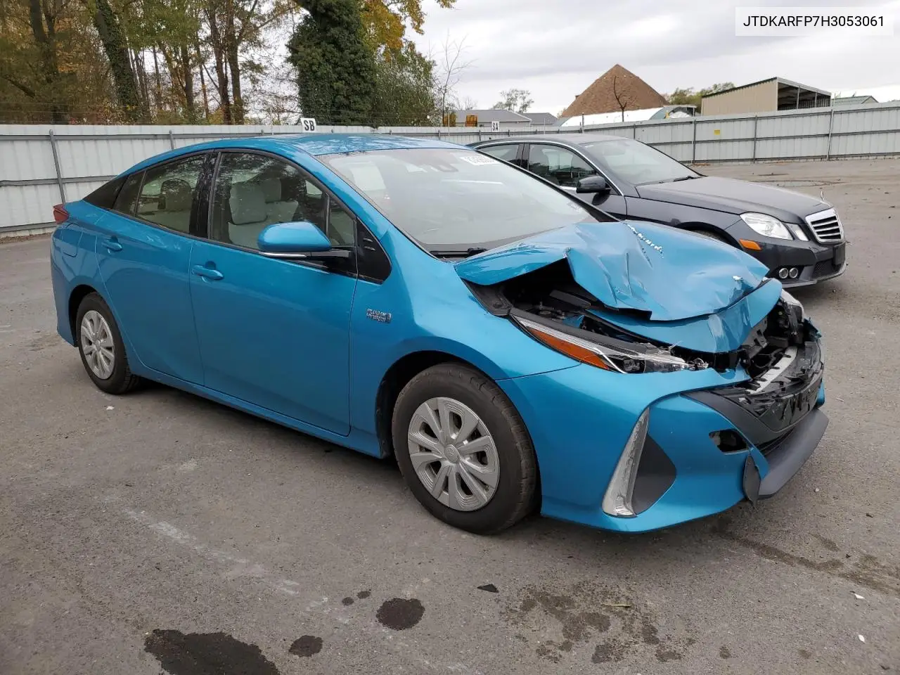 JTDKARFP7H3053061 2017 Toyota Prius Prime