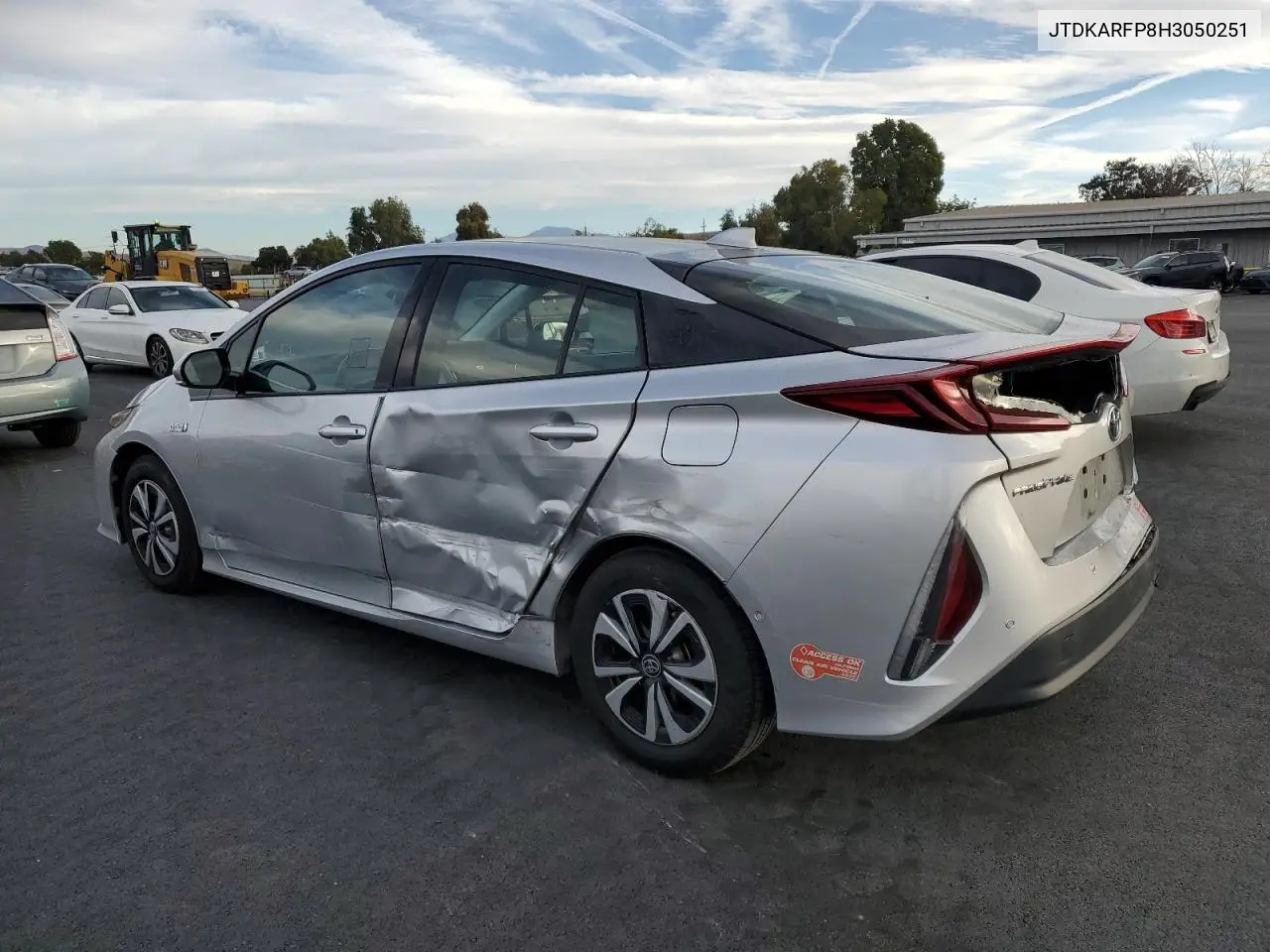 JTDKARFP8H3050251 2017 Toyota Prius Prime