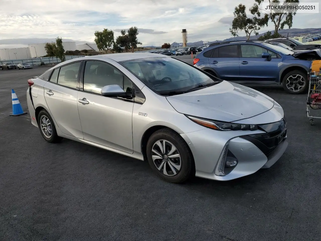 JTDKARFP8H3050251 2017 Toyota Prius Prime