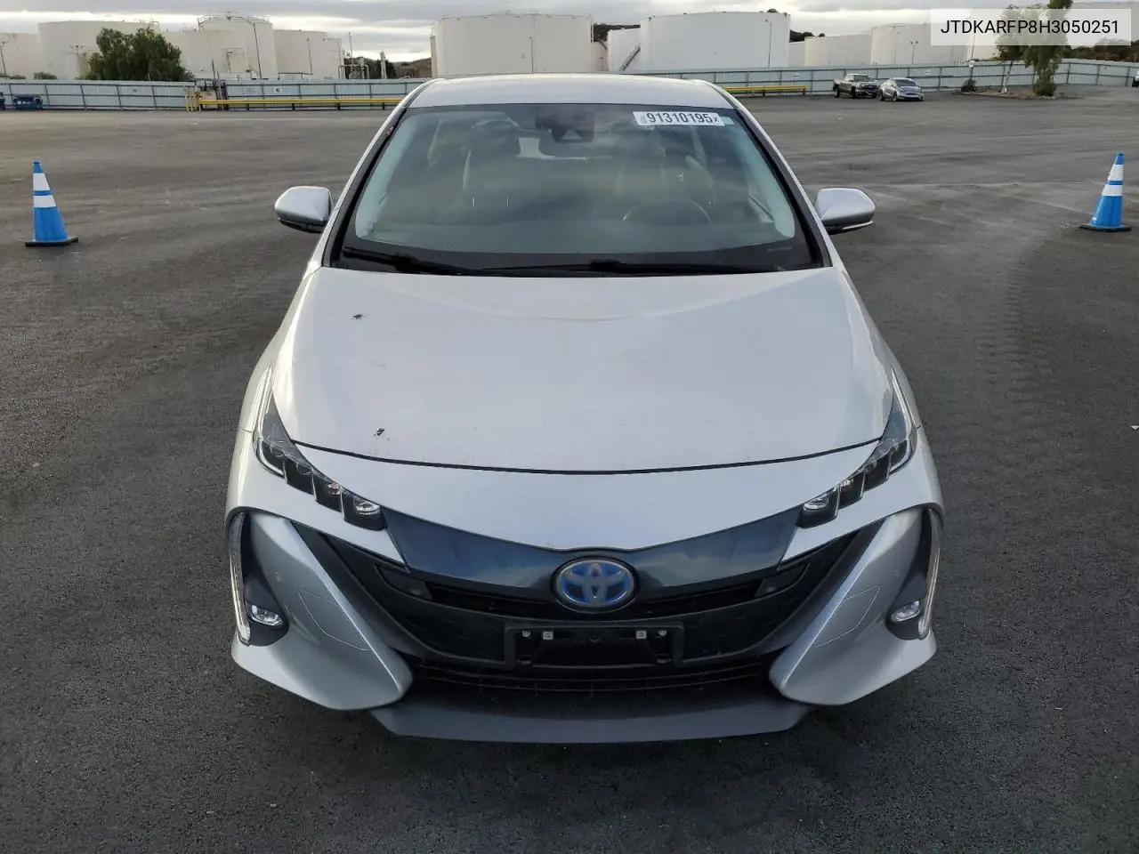 JTDKARFP8H3050251 2017 Toyota Prius Prime