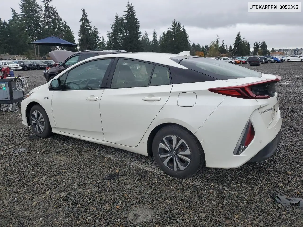 JTDKARFP9H3052395 2017 Toyota Prius Prime