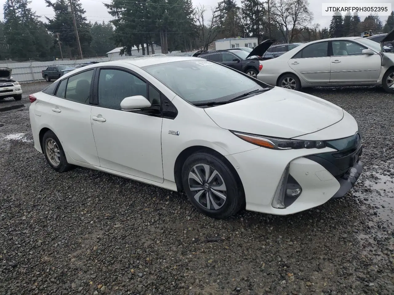 JTDKARFP9H3052395 2017 Toyota Prius Prime