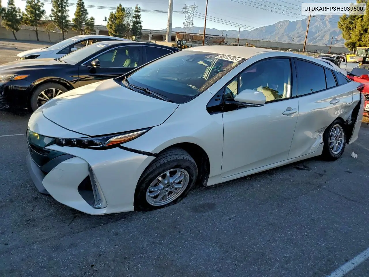 JTDKARFP3H3039500 2017 Toyota Prius Prime