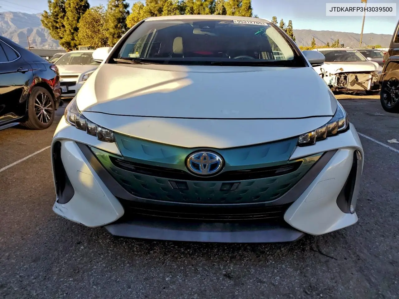 JTDKARFP3H3039500 2017 Toyota Prius Prime