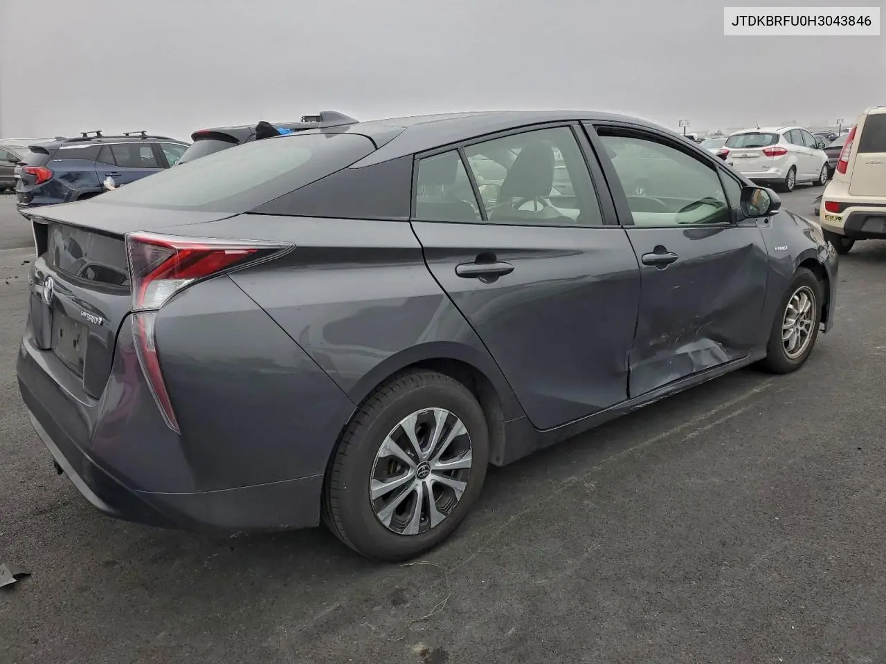 JTDKBRFU0H3043846 2017 Toyota Prius