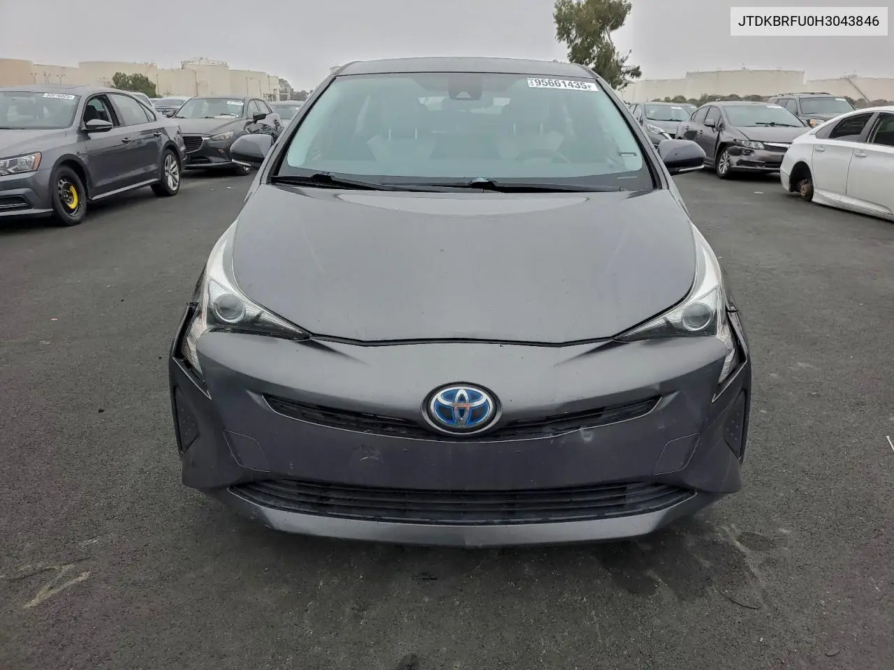 JTDKBRFU0H3043846 2017 Toyota Prius