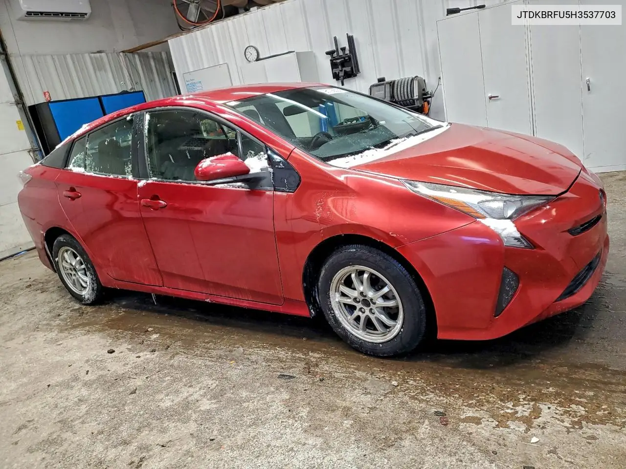 JTDKBRFU5H3537703 2017 Toyota Prius