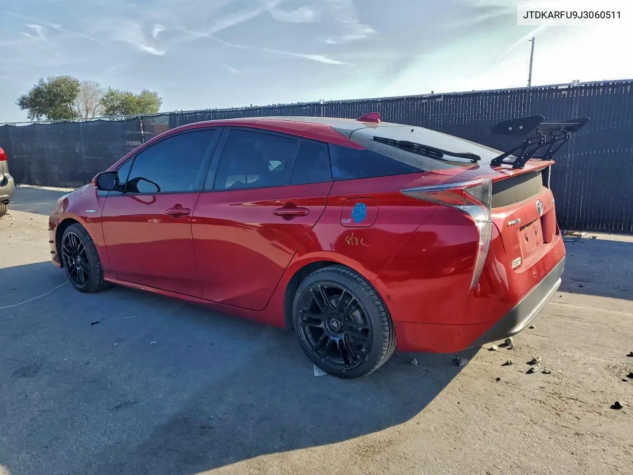 JTDKARFU9J3060511 2018 Toyota Prius