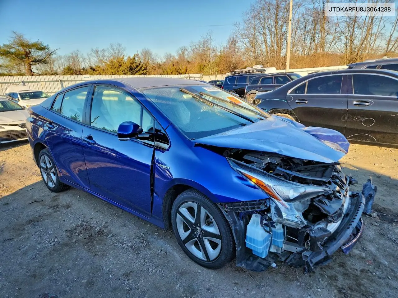 JTDKARFU8J3064288 2018 Toyota Prius