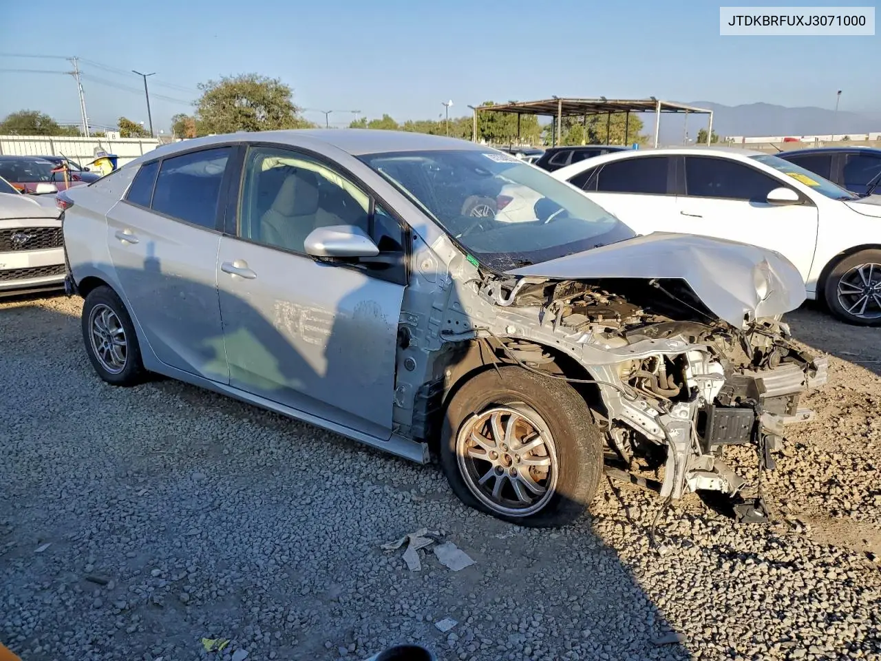 JTDKBRFUXJ3071000 2018 Toyota Prius