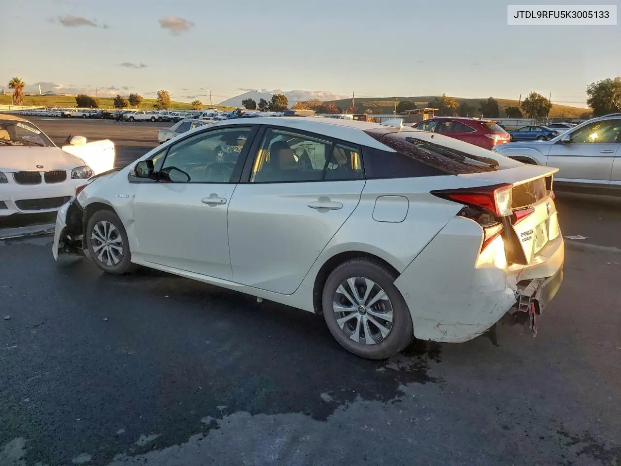 JTDL9RFU5K3005133 2019 Toyota Prius