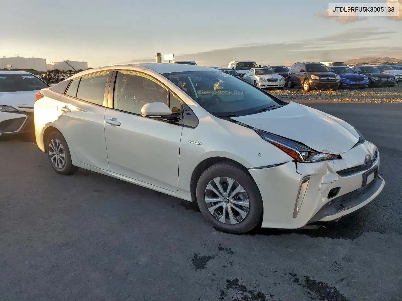 JTDL9RFU5K3005133 2019 Toyota Prius