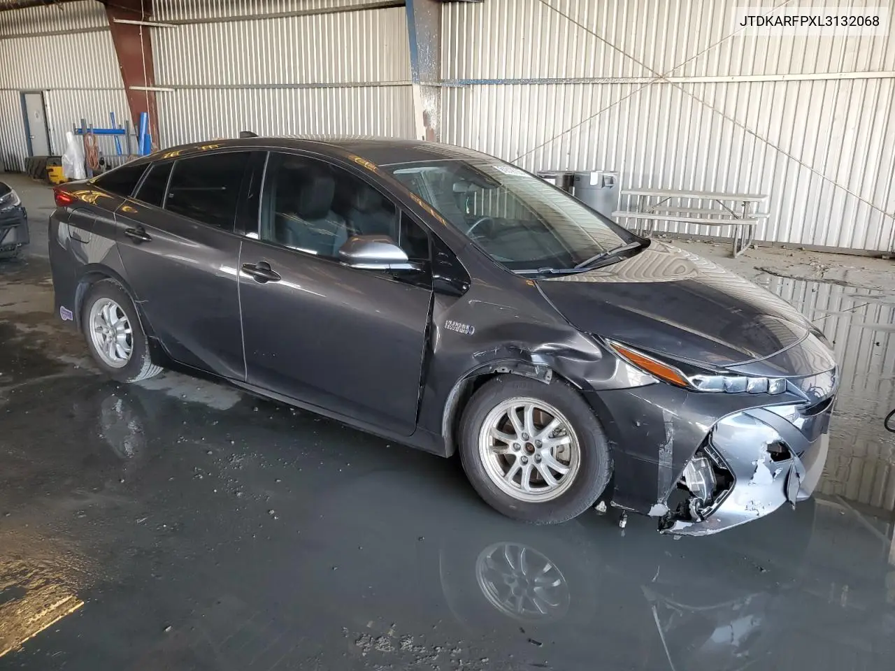 JTDKARFPXL3132068 2020 Toyota Prius Prime Le