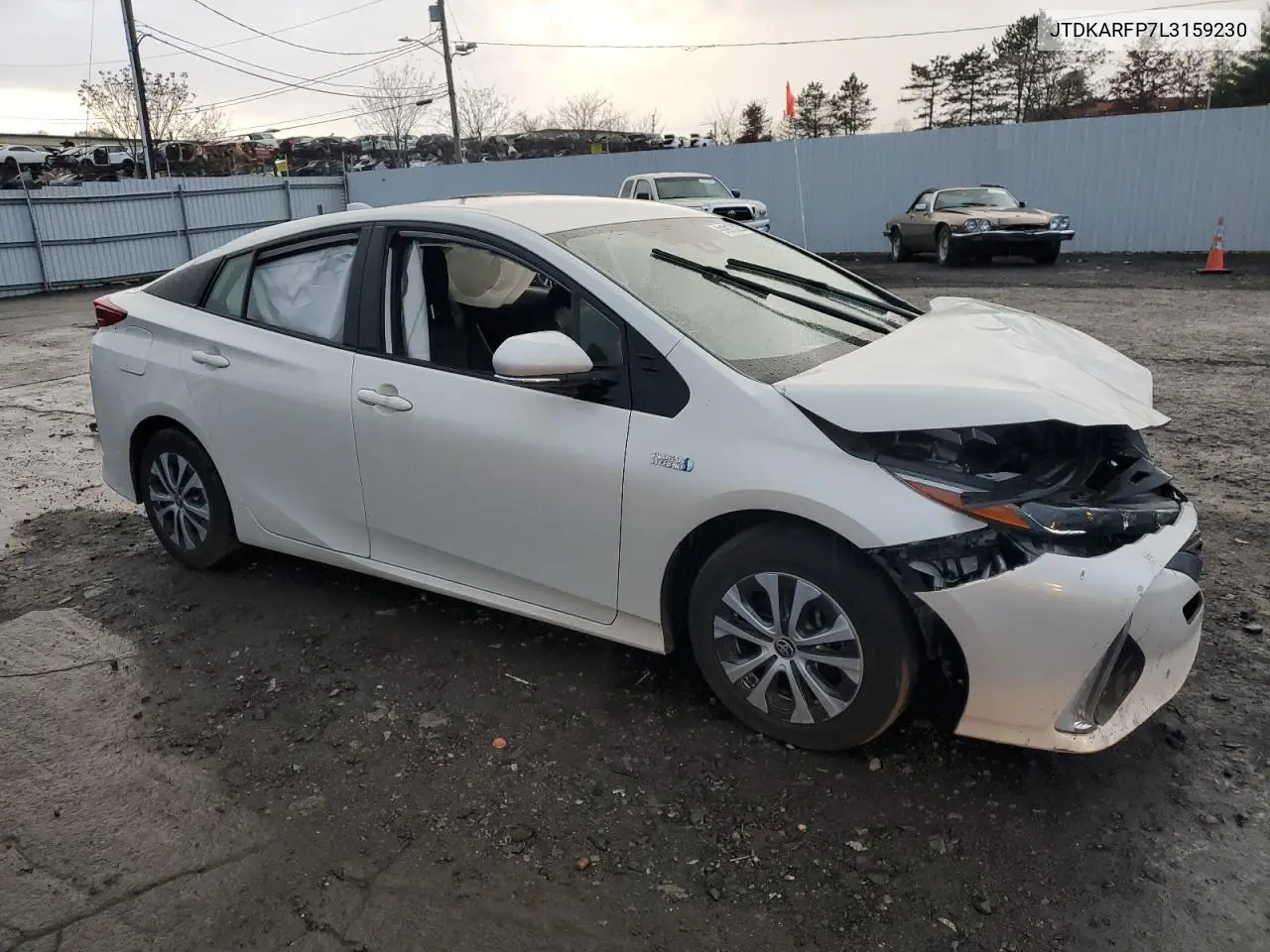 JTDKARFP7L3159230 2020 Toyota Prius Prime Le