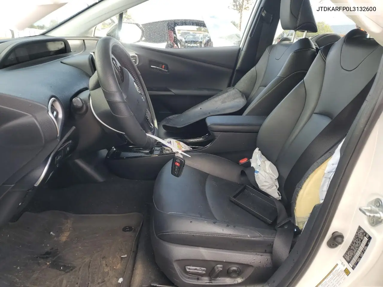 JTDKARFP0L3132600 2020 Toyota Prius Prime Le