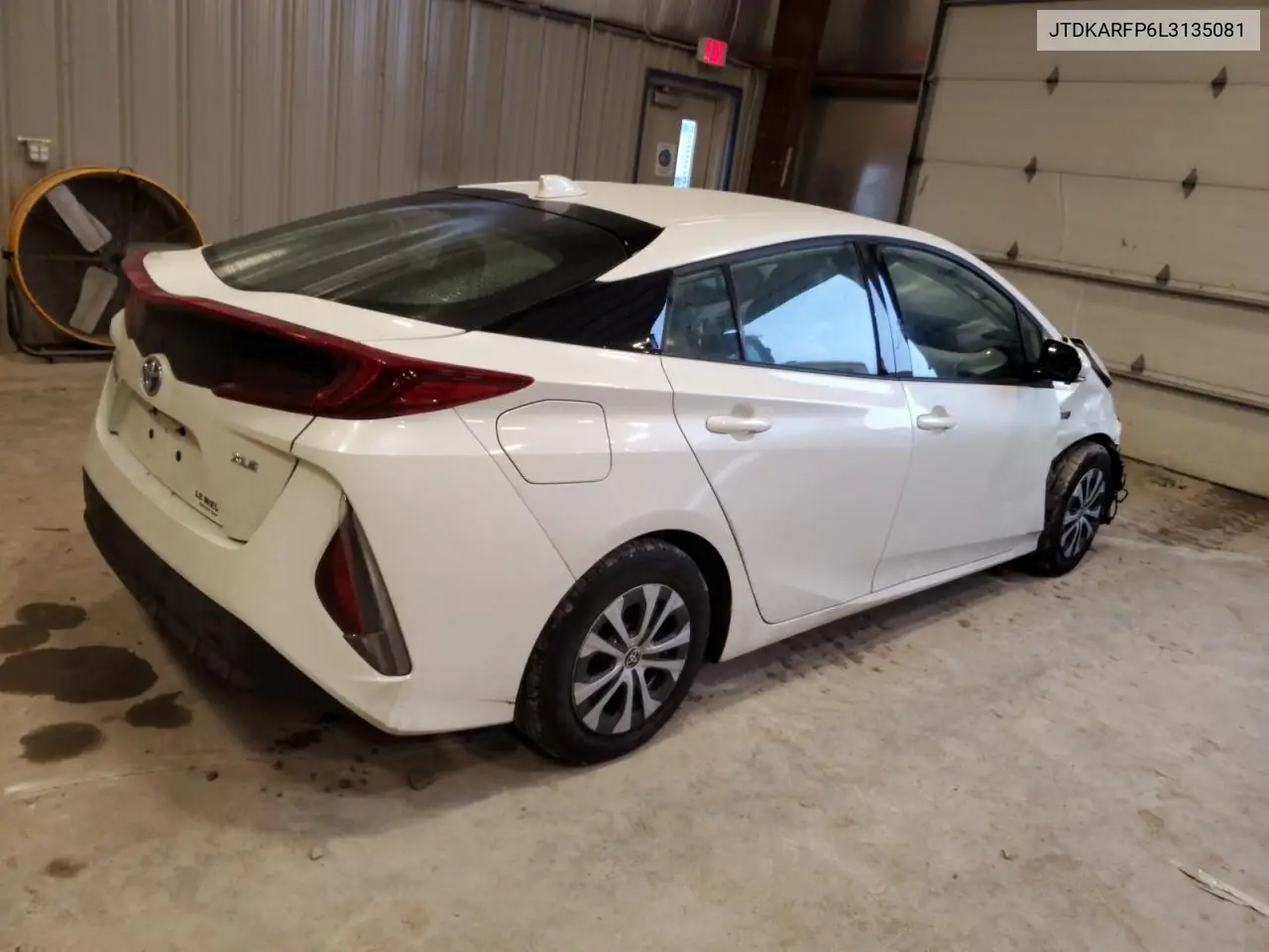 JTDKARFP6L3135081 2020 Toyota Prius Prime Le