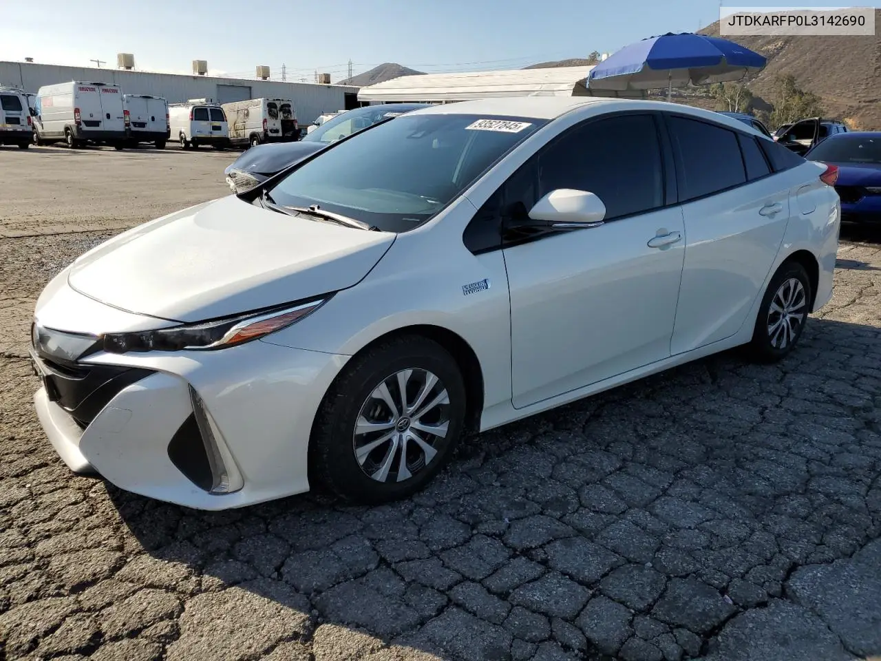 JTDKARFP0L3142690 2020 Toyota Prius Prime Le