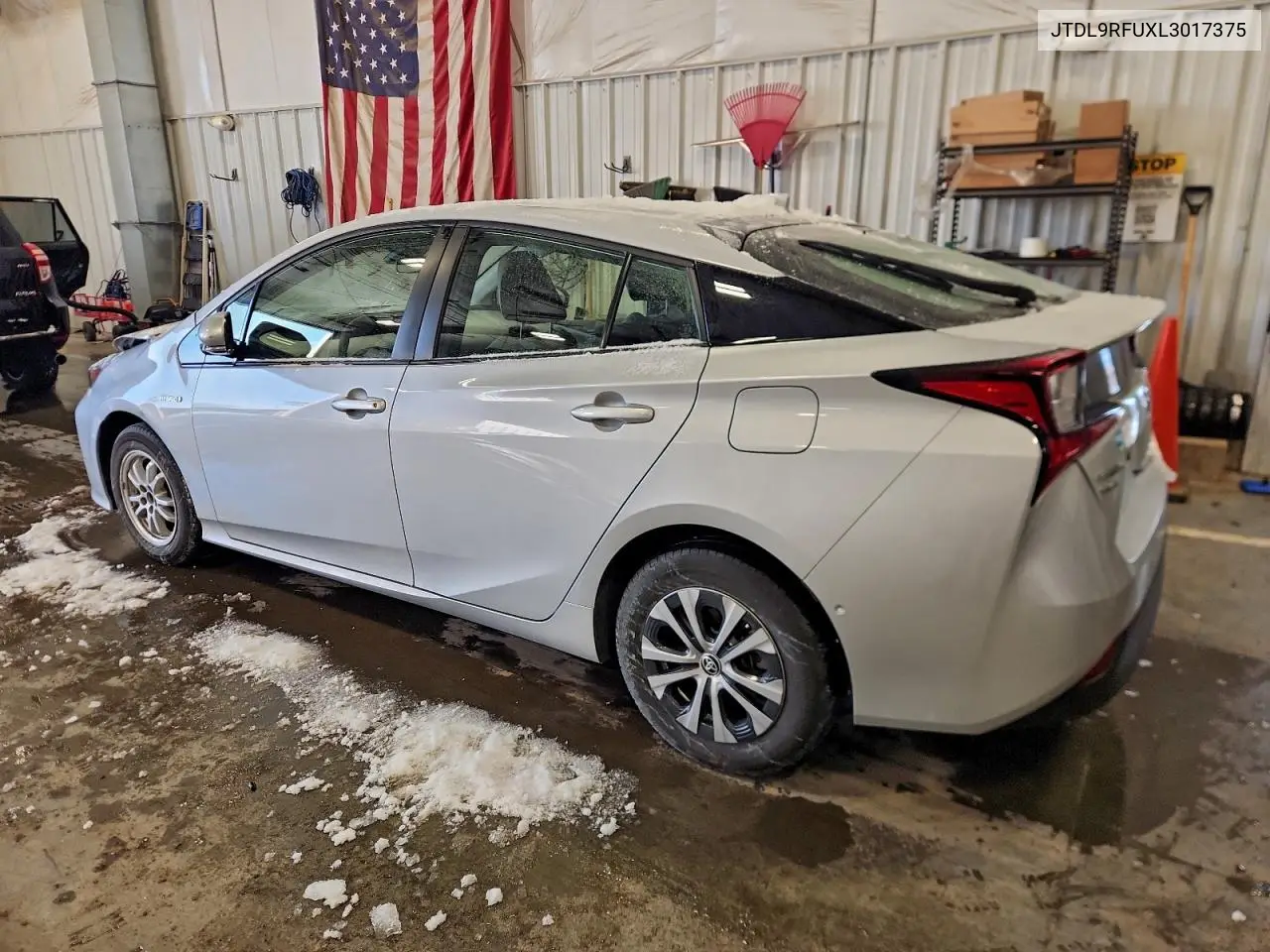 JTDL9RFUXL3017375 2020 Toyota Prius Le