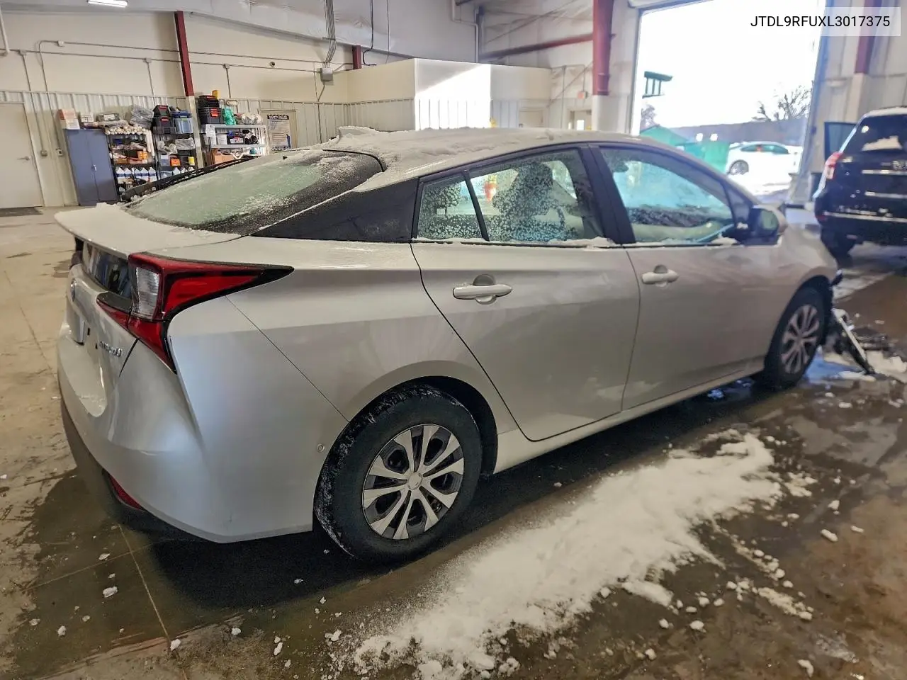 JTDL9RFUXL3017375 2020 Toyota Prius Le