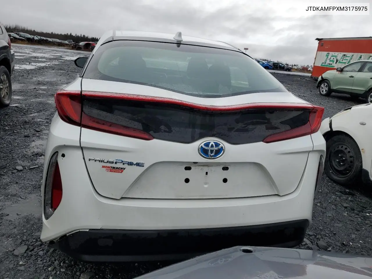 JTDKAMFPXM3175975 2021 Toyota Prius Prime Le