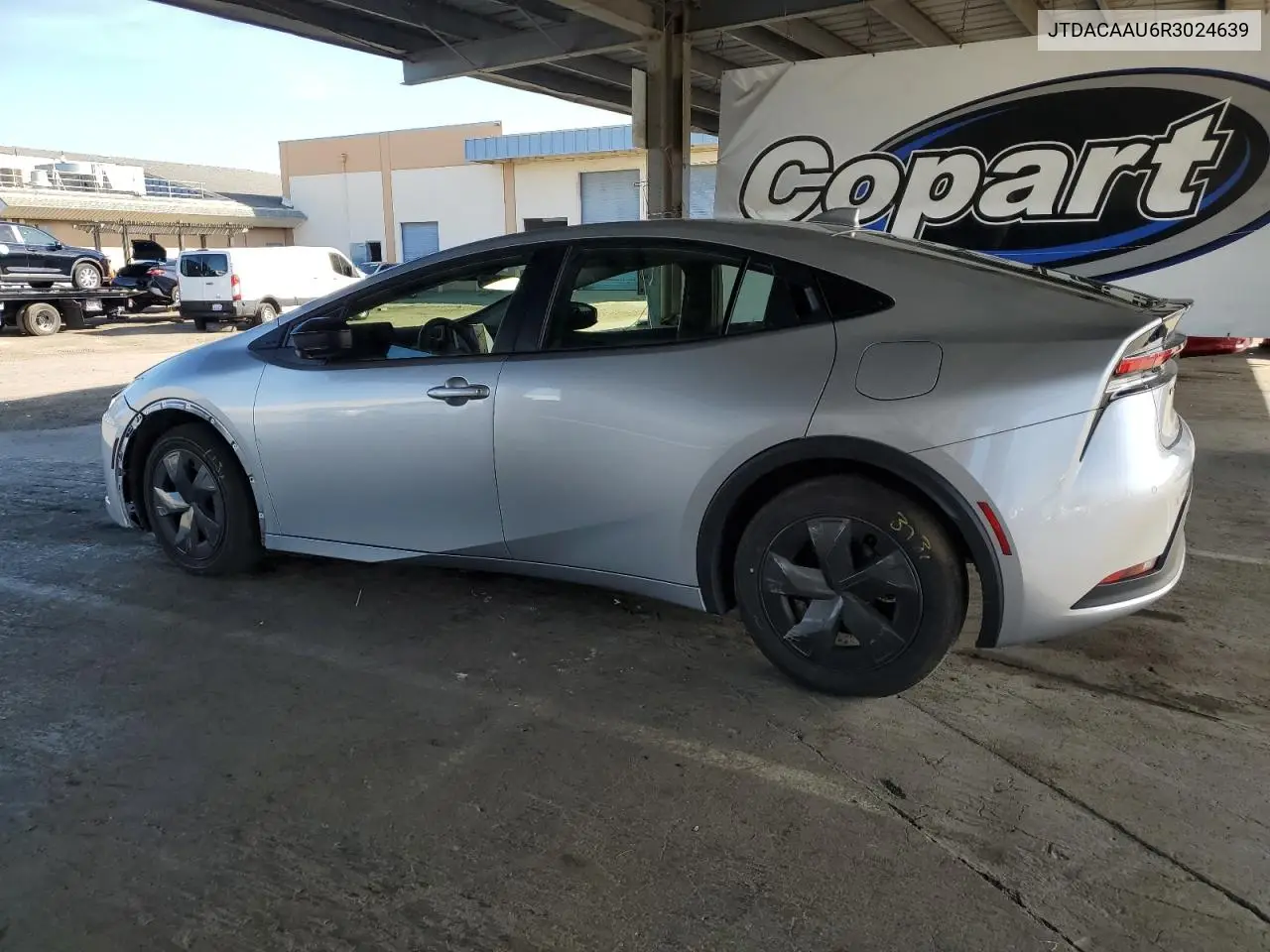 JTDACAAU6R3024639 2024 Toyota Prius Le
