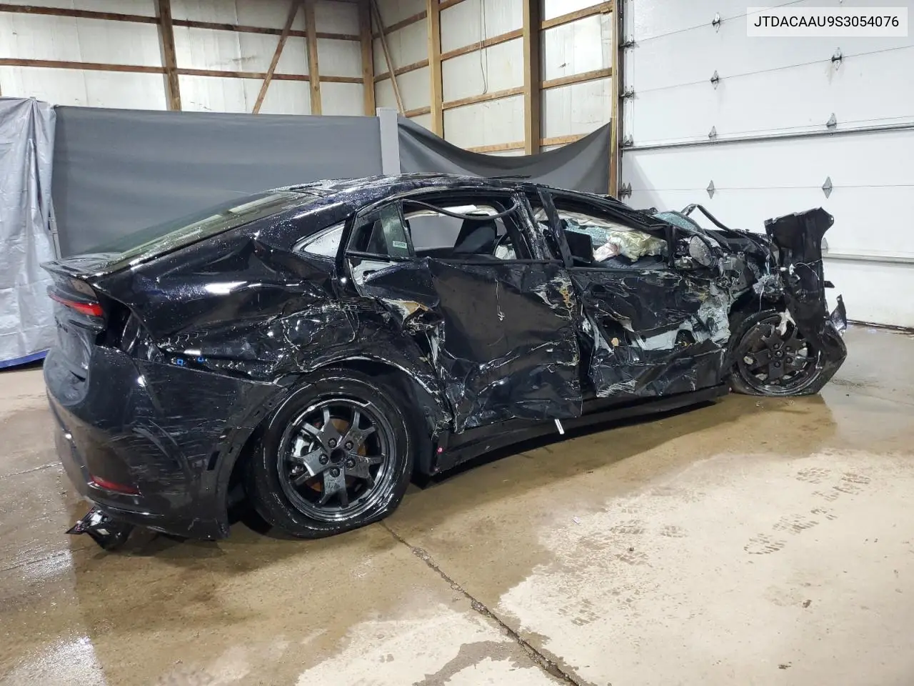 JTDACAAU9S3054076 2025 Toyota Prius Le