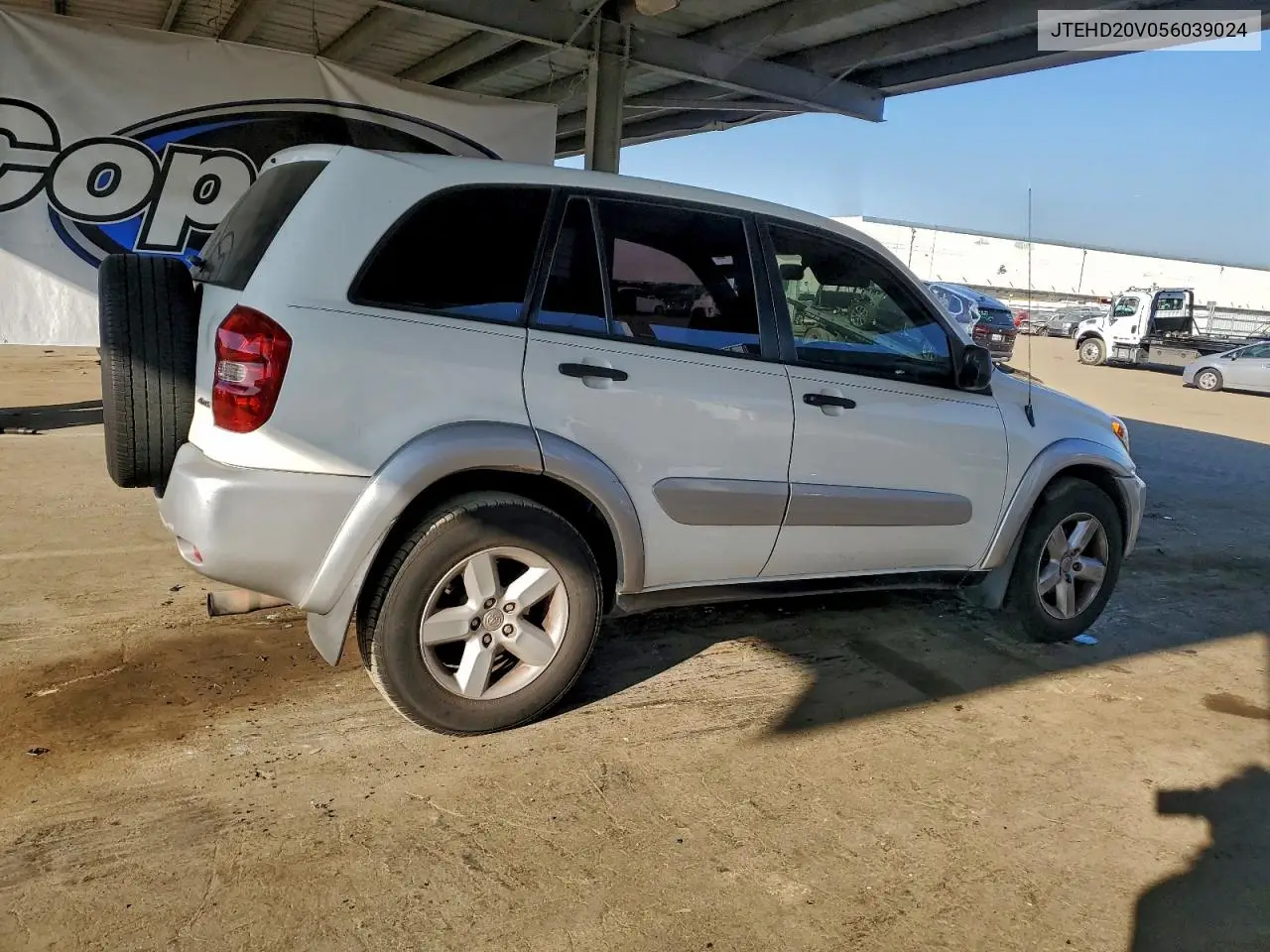 JTEHD20V056039024 2005 Toyota Rav4