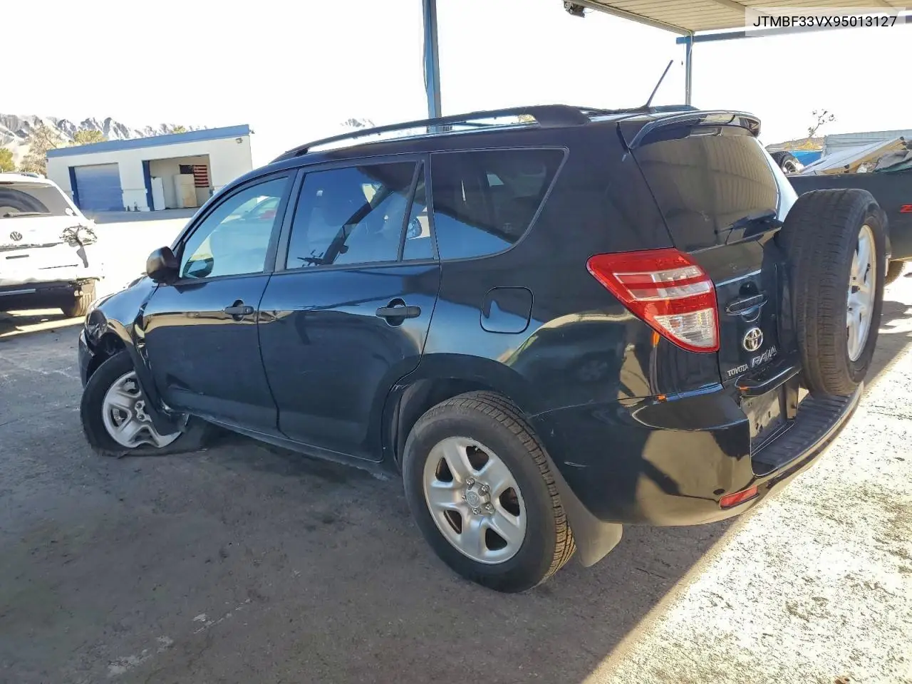 JTMBF33VX95013127 2009 Toyota Rav4