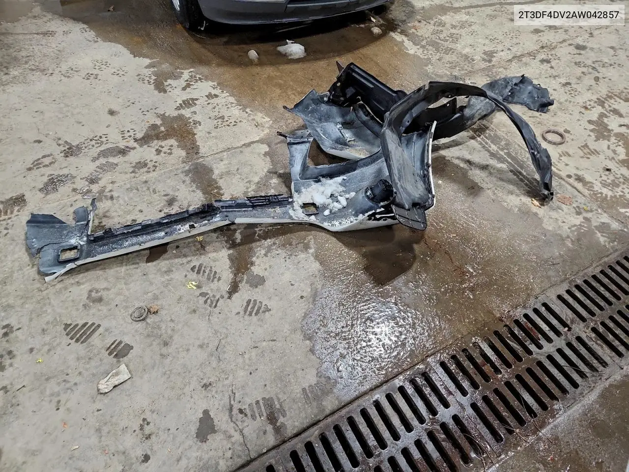 2T3DF4DV2AW042857 2010 Toyota Rav4 Limited