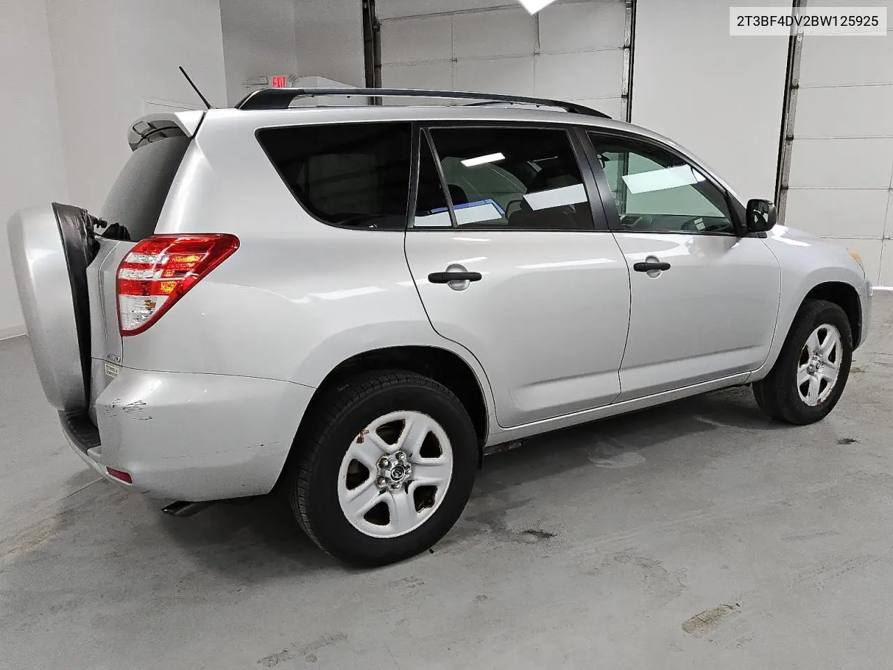2T3BF4DV2BW125925 2011 Toyota Rav4
