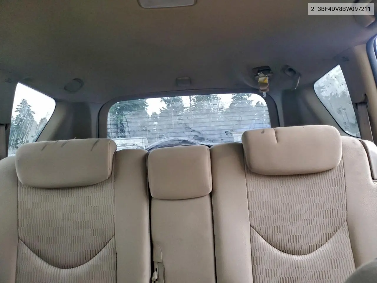2T3BF4DV8BW097211 2011 Toyota Rav4