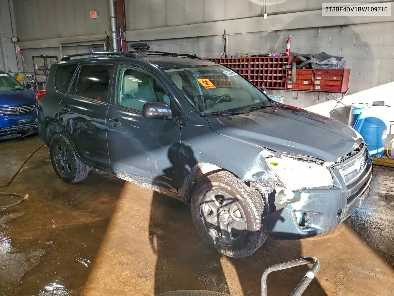 2T3BF4DV1BW109716 2011 Toyota Rav4