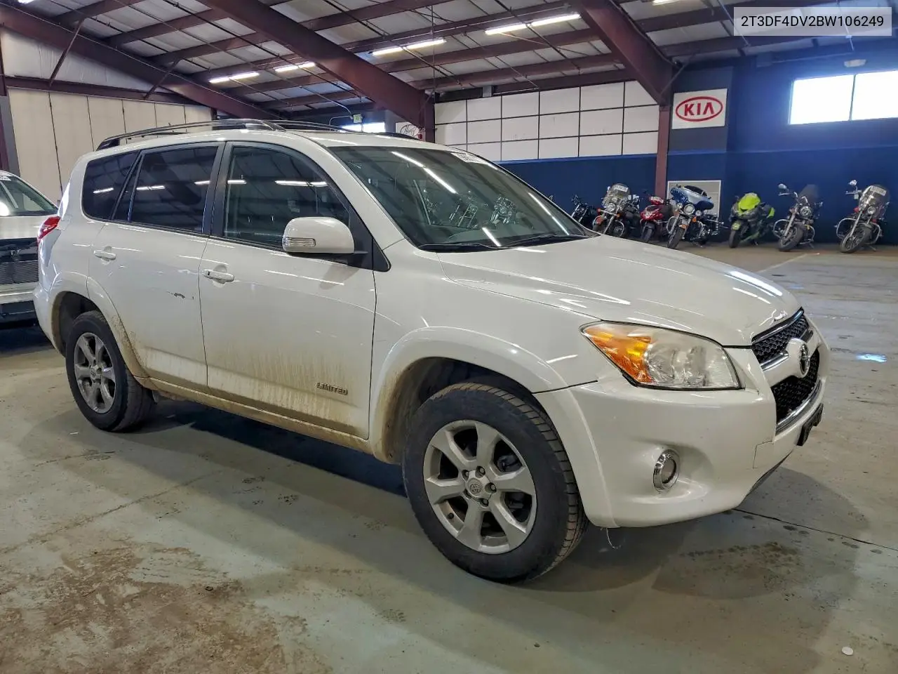 2T3DF4DV2BW106249 2011 Toyota Rav4 Limited