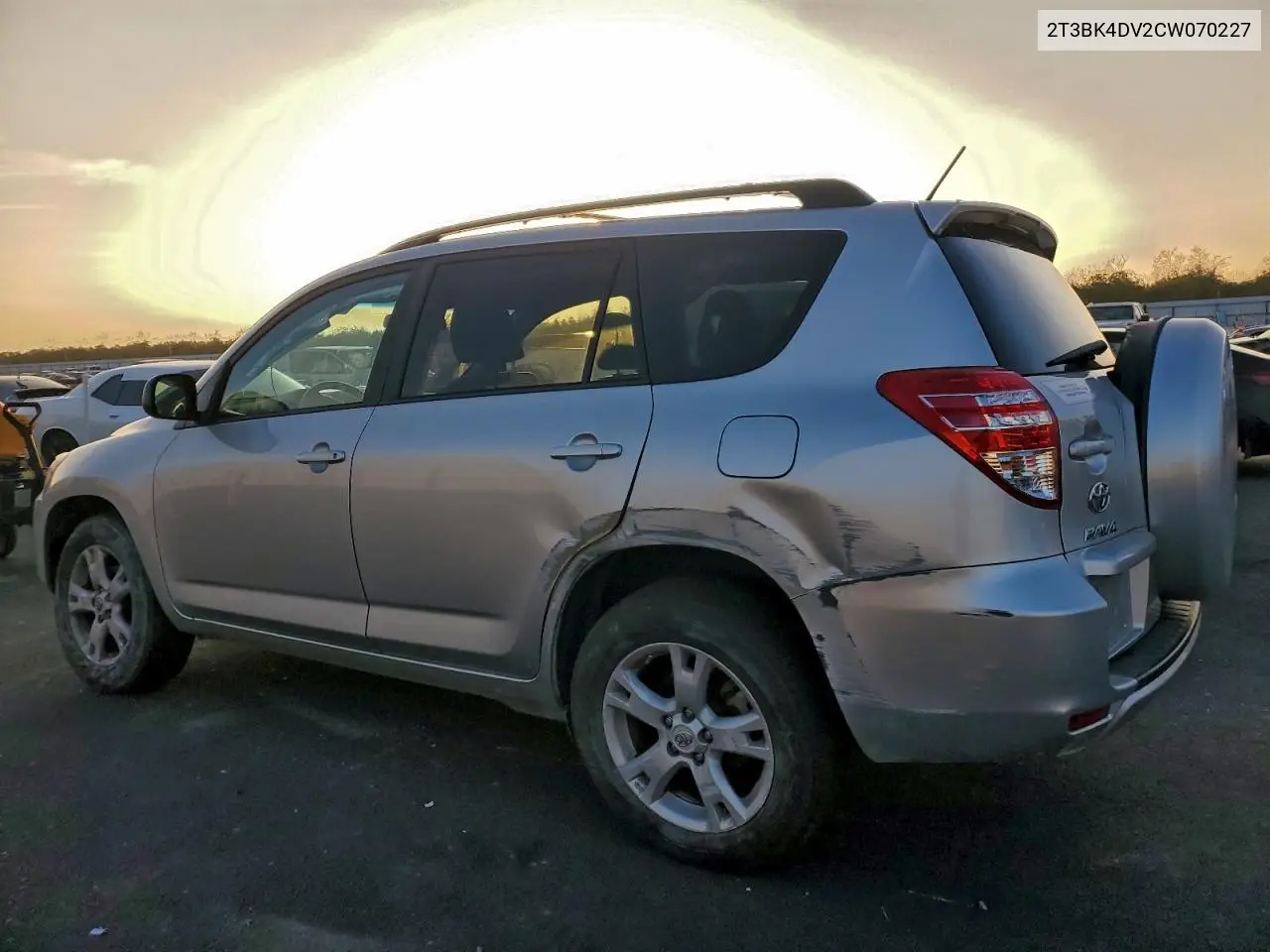 2T3BK4DV2CW070227 2012 Toyota Rav4