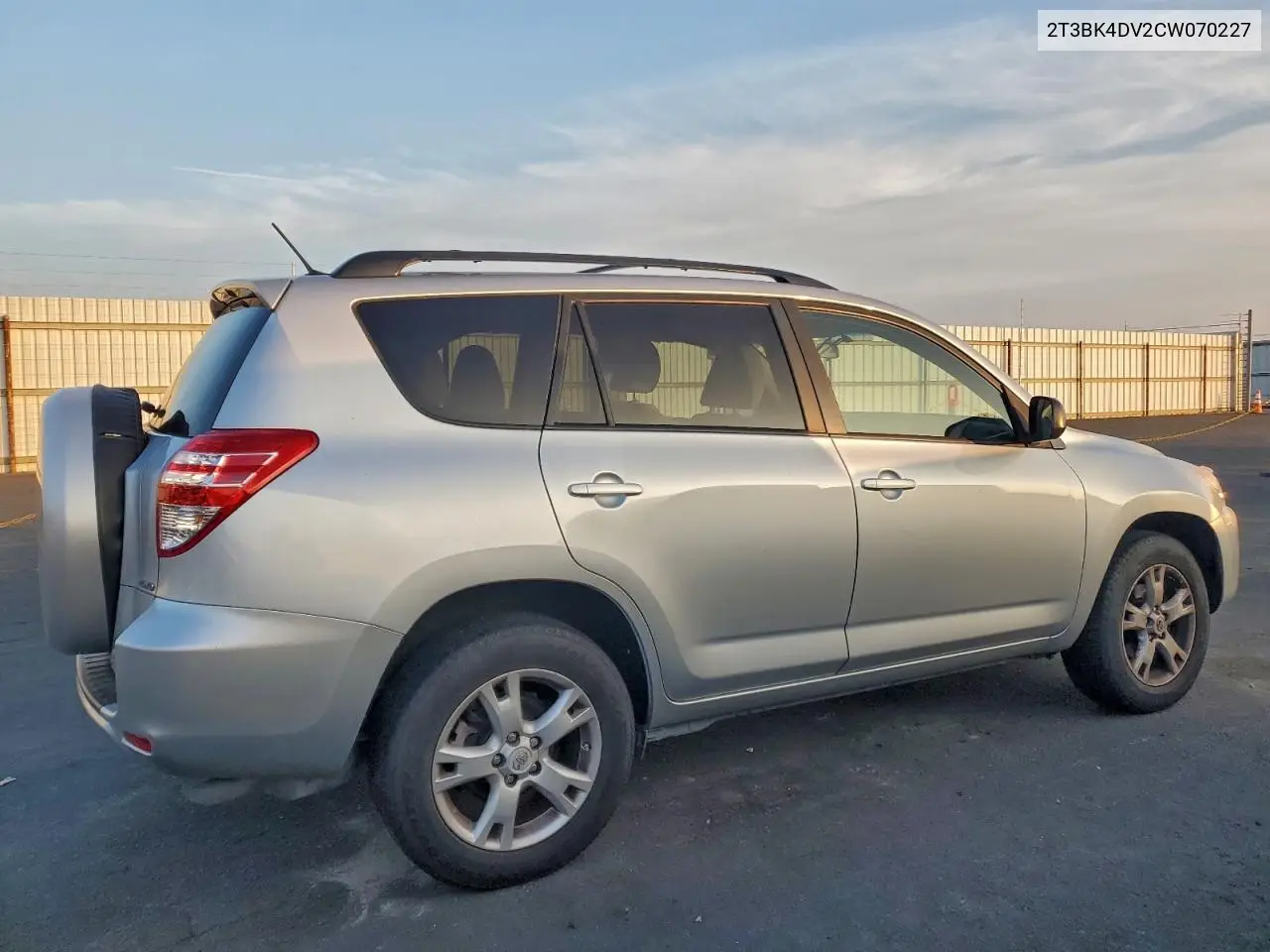 2T3BK4DV2CW070227 2012 Toyota Rav4