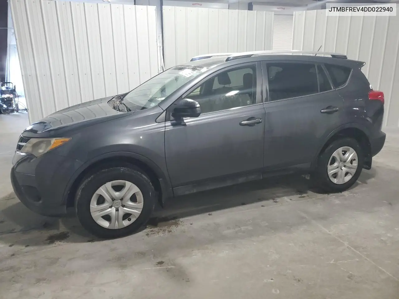 JTMBFREV4DD022940 2013 Toyota Rav4 Le