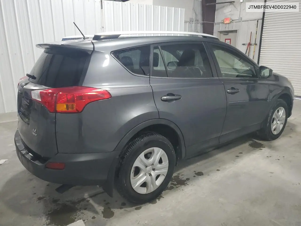 JTMBFREV4DD022940 2013 Toyota Rav4 Le