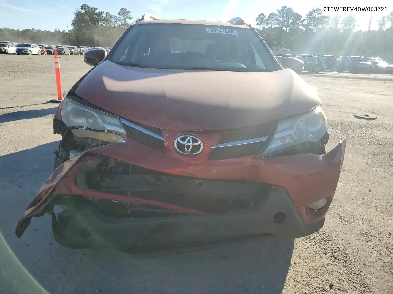 2T3WFREV4DW063721 2013 Toyota Rav4 Xle