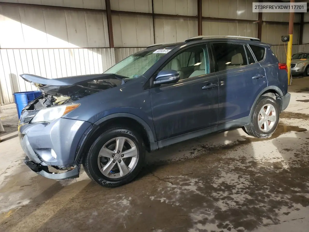 2T3RFREVXDW117701 2013 Toyota Rav4 Xle
