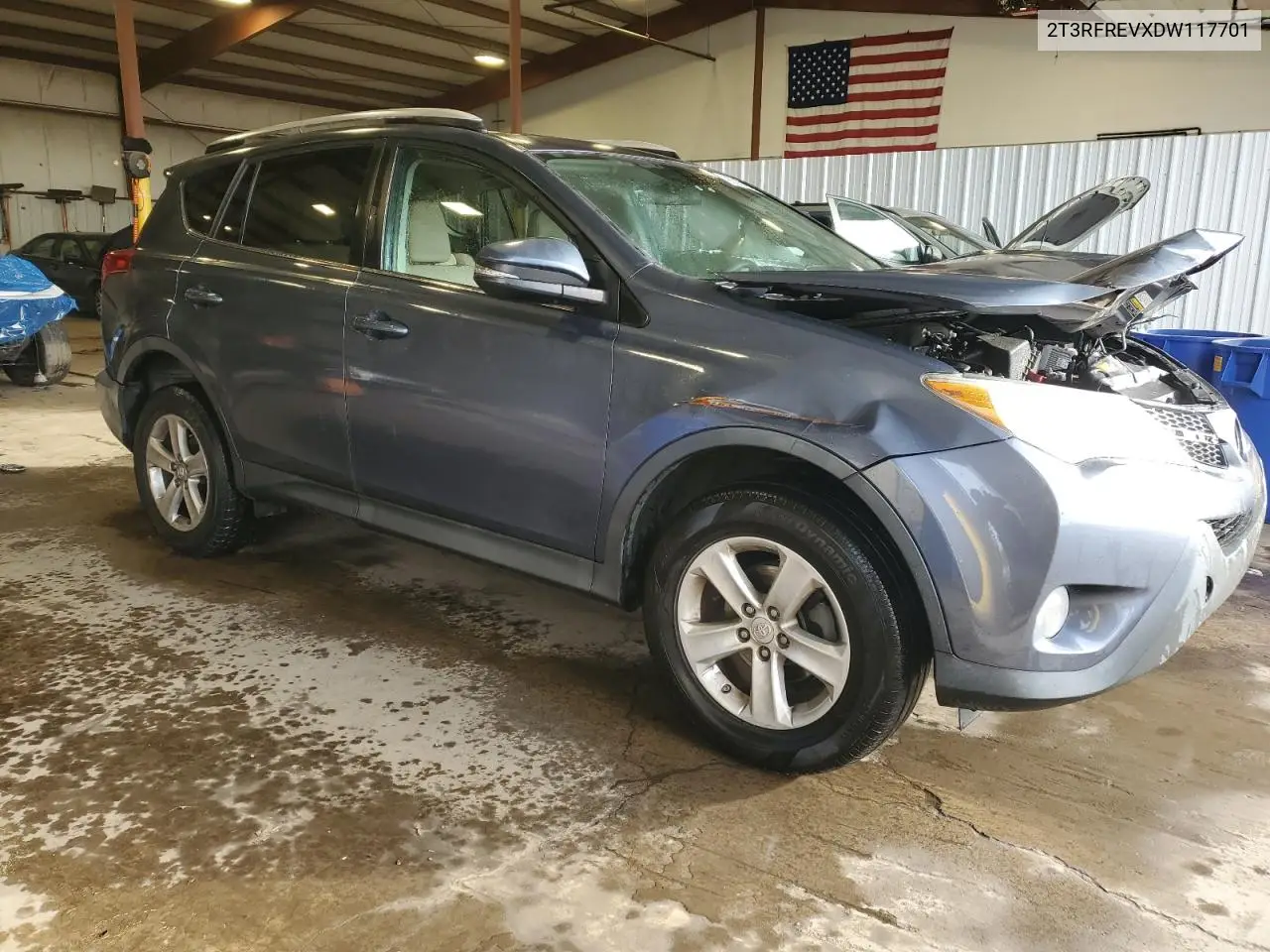 2T3RFREVXDW117701 2013 Toyota Rav4 Xle