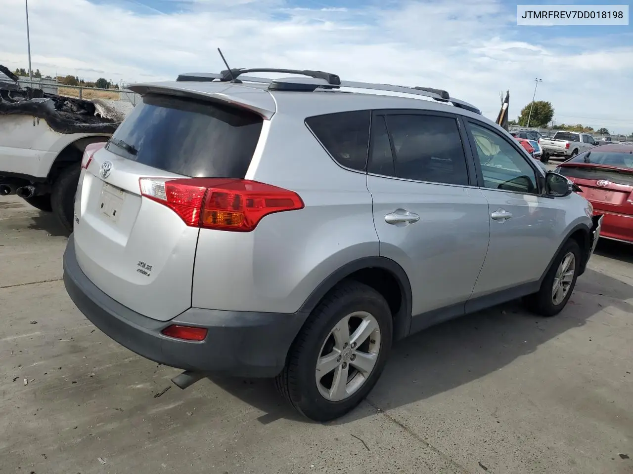 JTMRFREV7DD018198 2013 Toyota Rav4 Xle