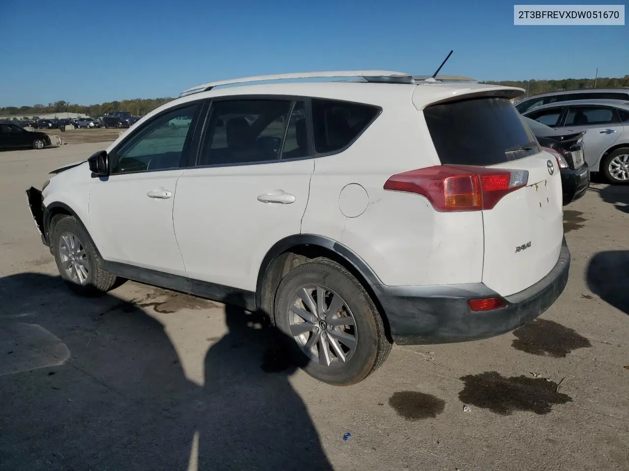 2T3BFREVXDW051670 2013 Toyota Rav4 Le