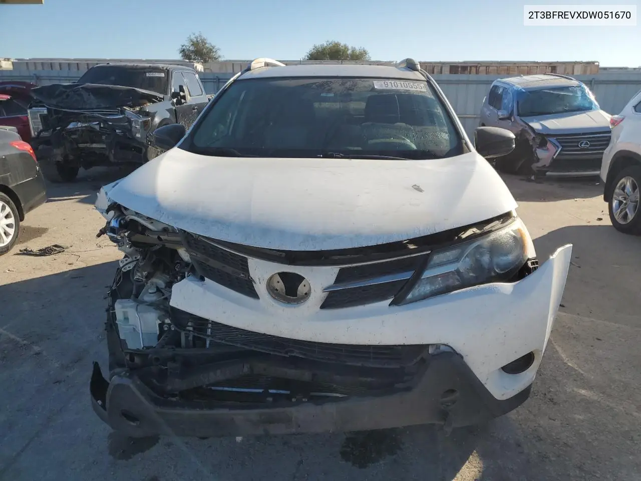 2T3BFREVXDW051670 2013 Toyota Rav4 Le