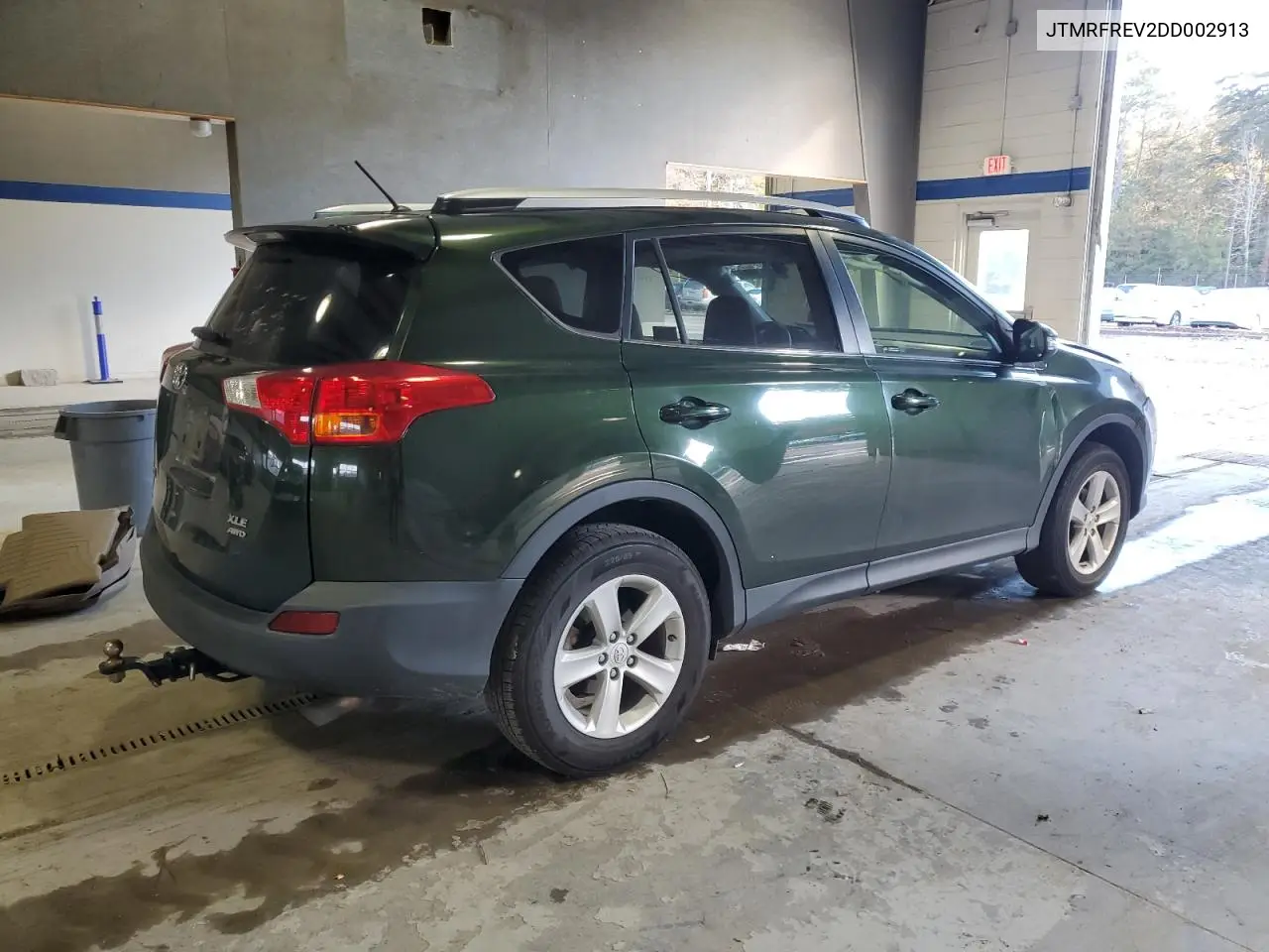 JTMRFREV2DD002913 2013 Toyota Rav4 Xle