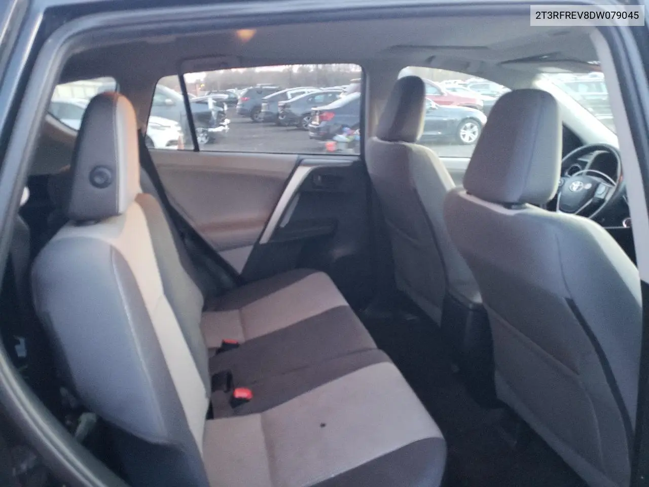 2T3RFREV8DW079045 2013 Toyota Rav4 Xle