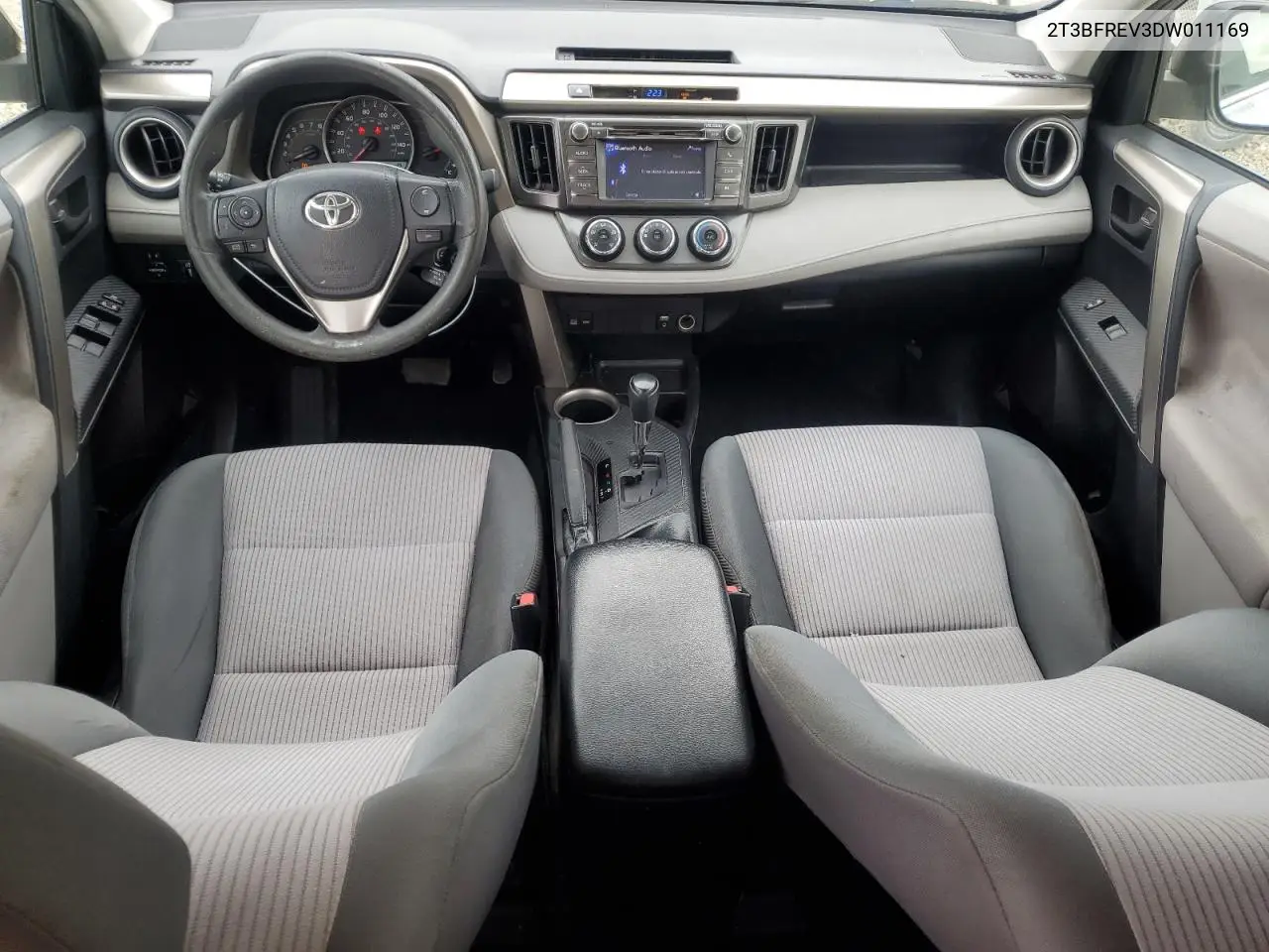2T3BFREV3DW011169 2013 Toyota Rav4 Le
