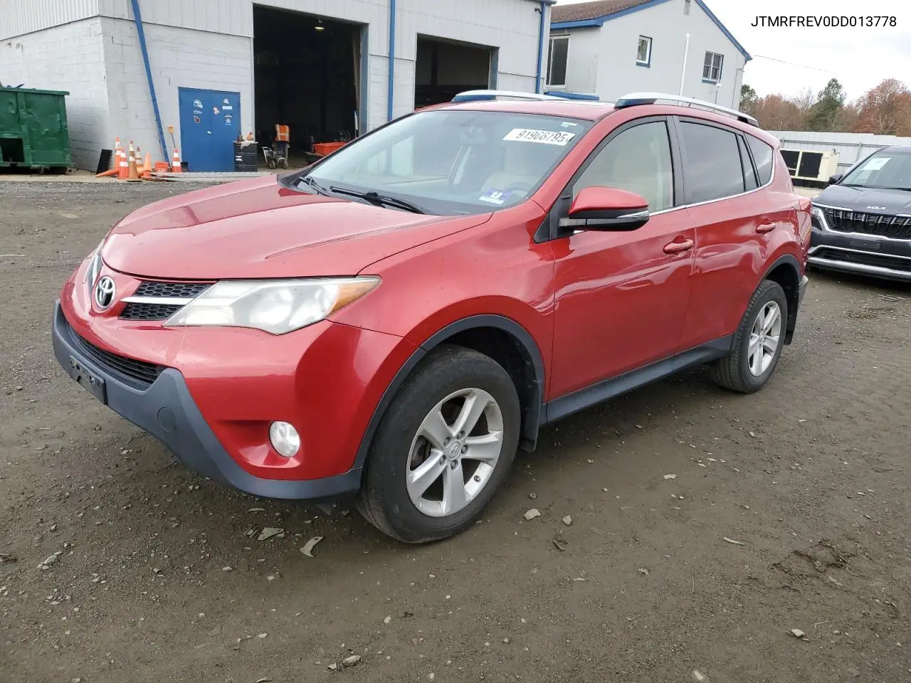 JTMRFREV0DD013778 2013 Toyota Rav4 Xle