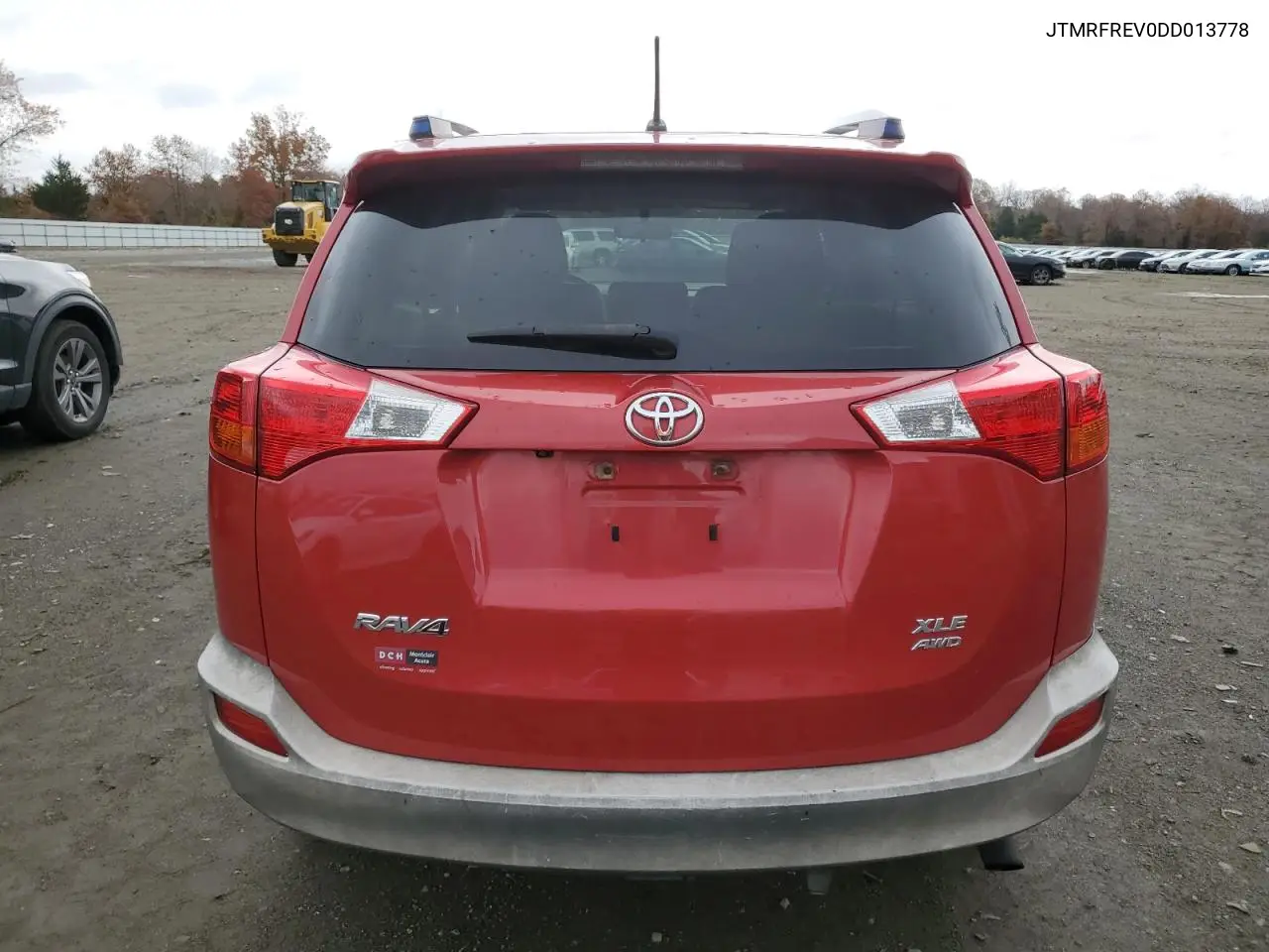 JTMRFREV0DD013778 2013 Toyota Rav4 Xle