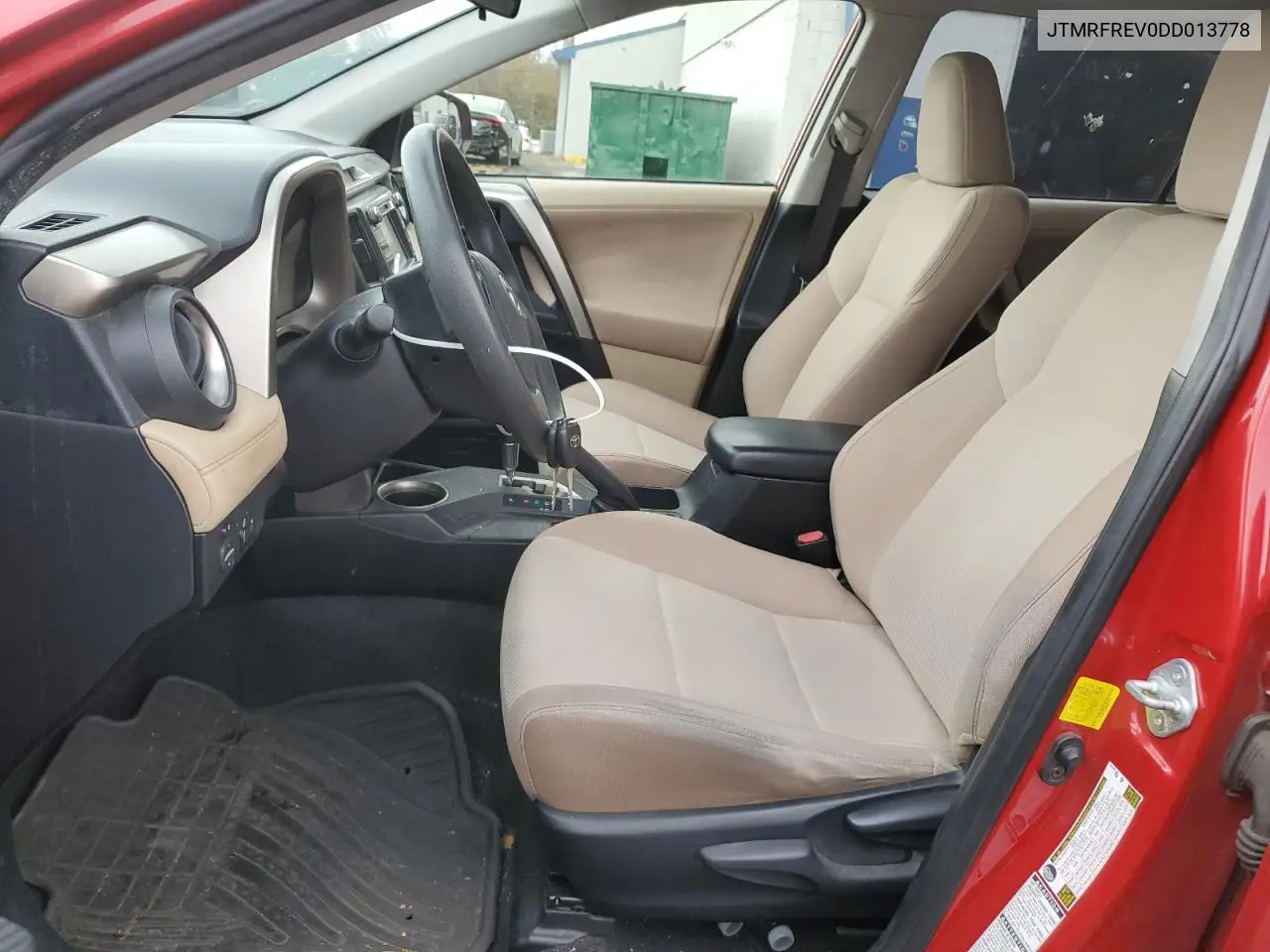JTMRFREV0DD013778 2013 Toyota Rav4 Xle