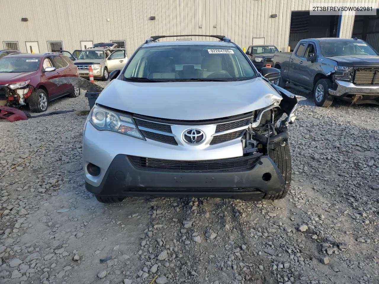 2T3BFREV5DW062981 2013 Toyota Rav4 Le